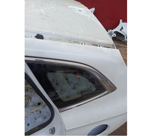 Глухое стекло заднее левое