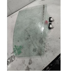 Стекло двери заднее правое