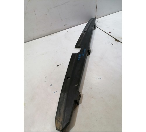 Усилитель бампера передний