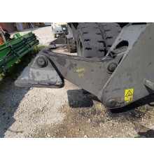 Опорная лапа передняя правая