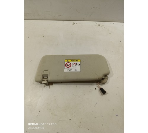 Козырек солнцезащитный правый