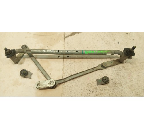 Трапеция стеклоочистителей передних