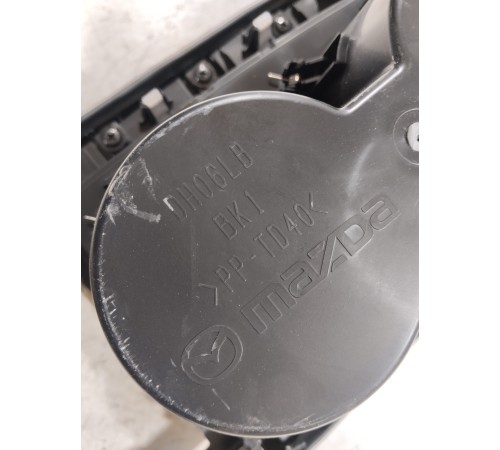 Подстаканник центральной консоли