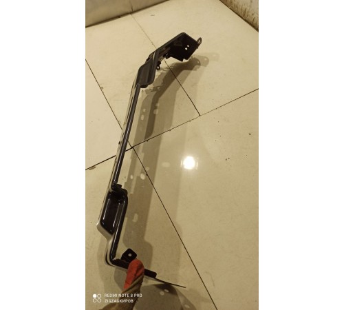 Кронштейн(крепление) приборной панели к стойке пола