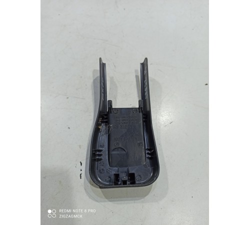 Накладка крепления сиденья правая