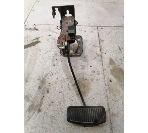 Педаль тормоза АКПП