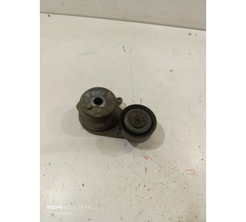 Ролик натяжителя ремня