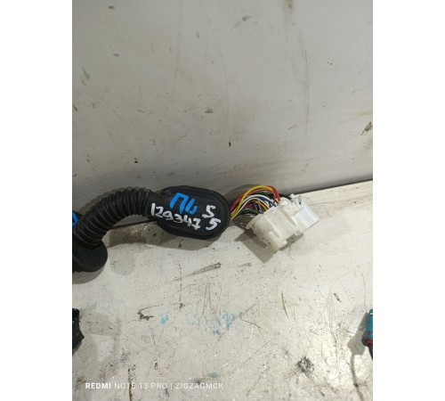 Проводка двери передняя левая