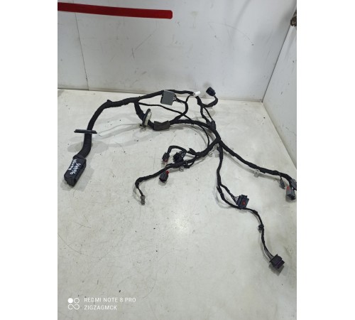 Электропроводка двери (передняя правая)