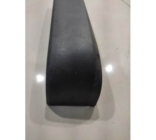 Накладка сиденья (передняя левая)