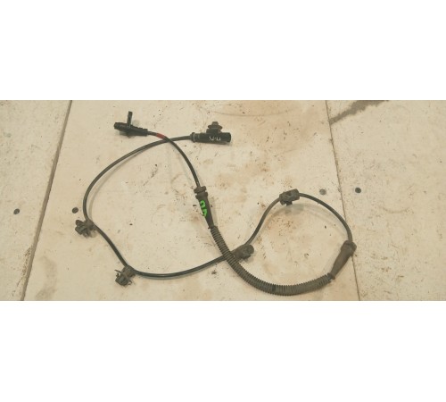 Датчик ABS передний левый