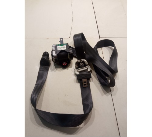 Ремень безопасности (передний правый)