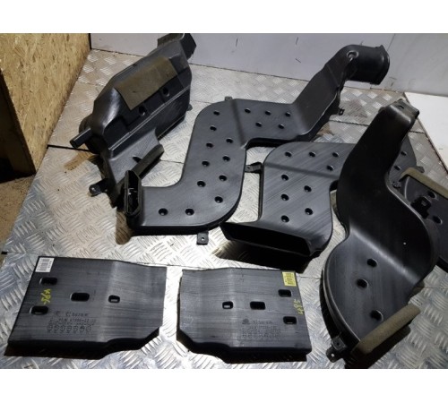 Патрубок воздушного фильтра