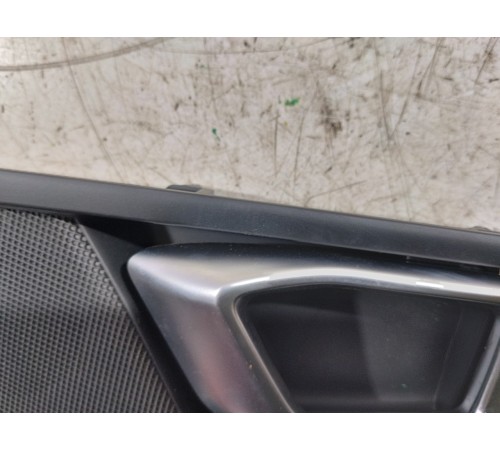 Ручка двери передняя правая внутренняя