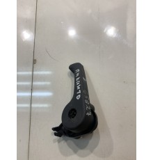 Рычаг открывания капота