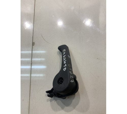 Рычаг открывания капота