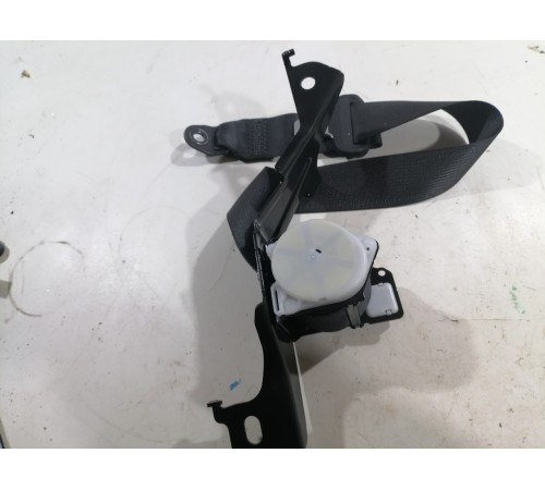 Ремень безопасности задний правый