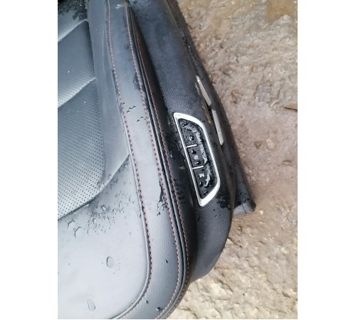 Сиденье переднее левое