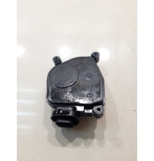 Моторчик механизма доводчика крышки багажника