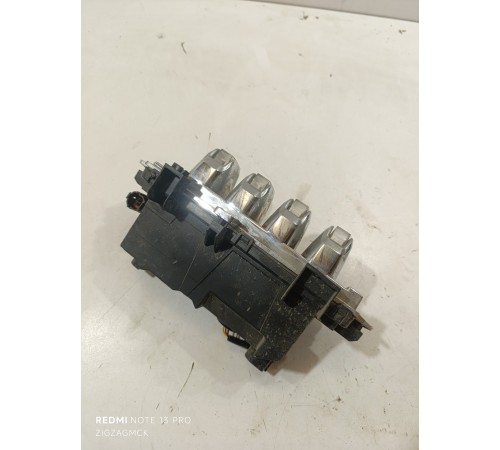 Фара дневного света левая (ходовые огни)