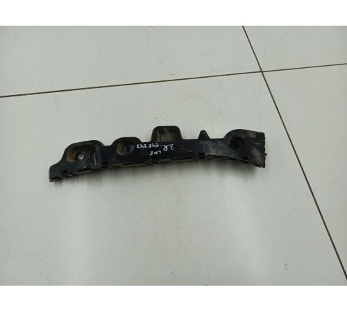 Кронштейн крепления бампера задний правый