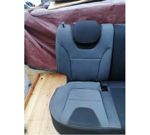 Задний ряд сидений