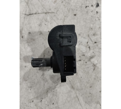 Моторчик привода заслонок отопителя