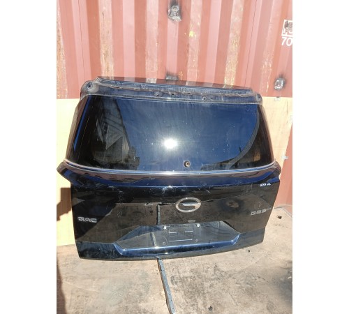 Крышка багажника (пятая дверь)