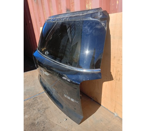 Крышка багажника (пятая дверь)