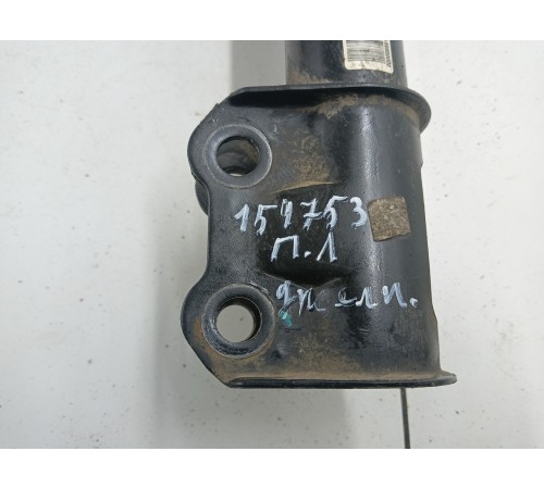 Амортизатор подвески передний левый в сборе