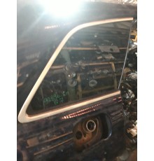 Глухое стекло(заднее правое)