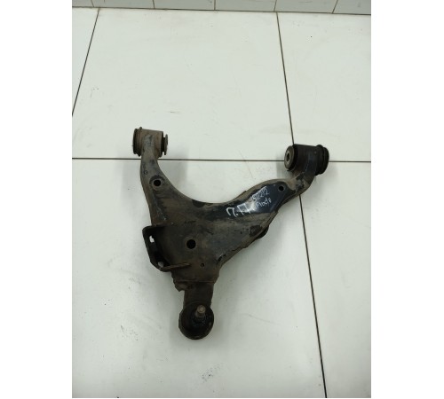 Рычаг подвески передний правый