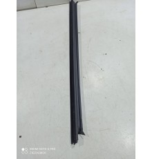 Уплотнитель стекла (задний левый внутренний)