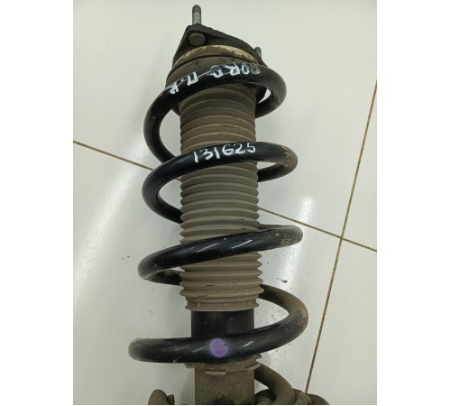 Амортизатор Передний правый в сборе