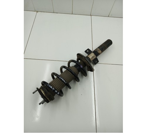 Амортизатор Передний правый в сборе