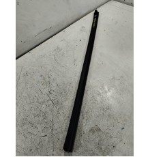 Уплотнитель стекла передний правый внутренний