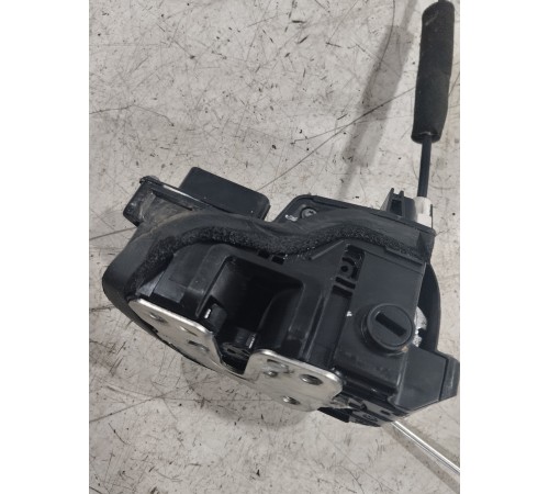 Замок двери задний левый