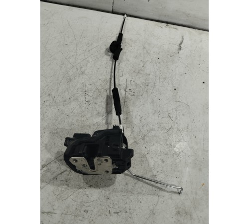 Замок двери задний левый