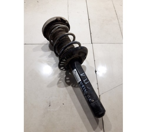 Амортизатор подвески передний левый в сборе