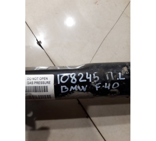 Амортизатор подвески передний левый в сборе