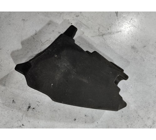 Уплотнитель правый