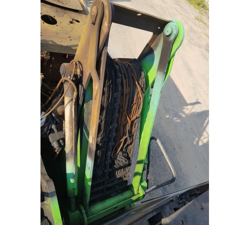 Тяга гидравлическая подъема кабины