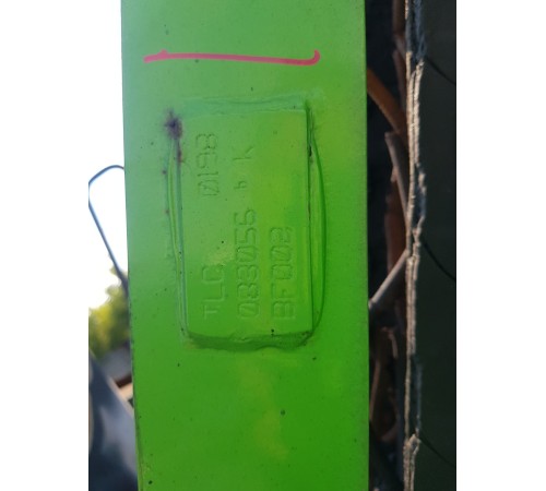 Тяга гидравлическая подъема кабины