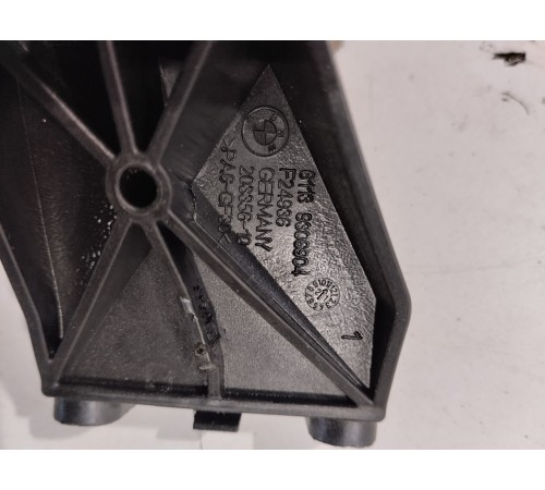 Кронштейн(крепление) салона