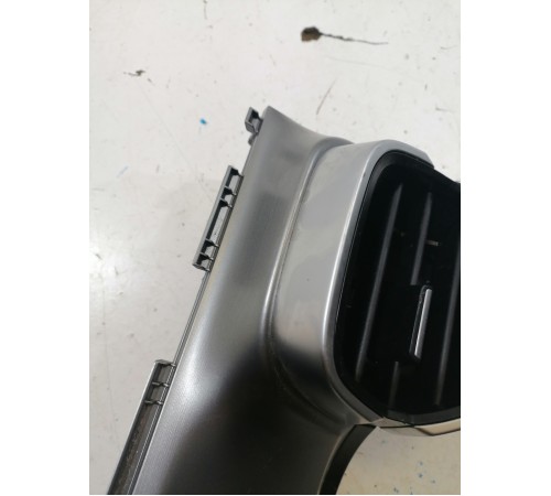 Дефлектор обдува салона