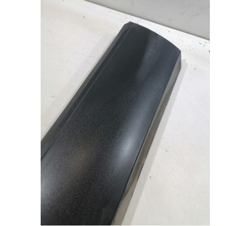 Накладка двери задняя правая нижняя, молдинг