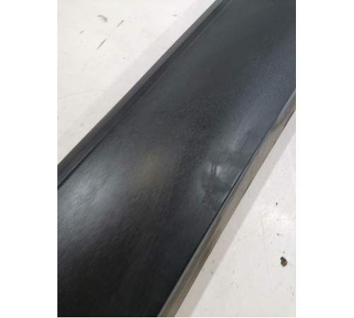 Накладка двери задняя правая нижняя, молдинг