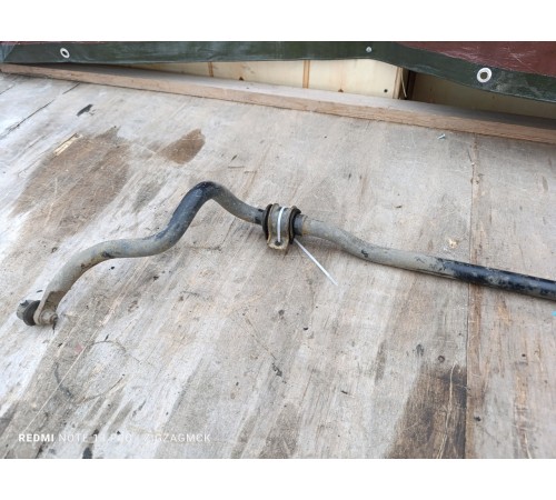 Стабилизатор передний