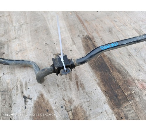 Стабилизатор передний