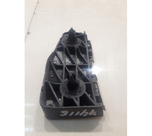 Кронштейн заднего бампера (левый верхний)